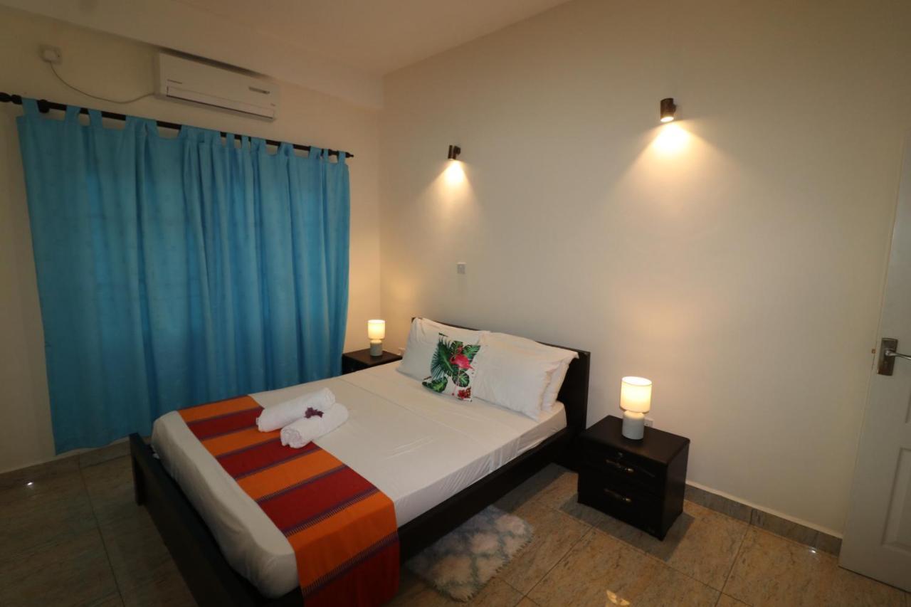Le Ronce Villa Anse Royale Exterior foto