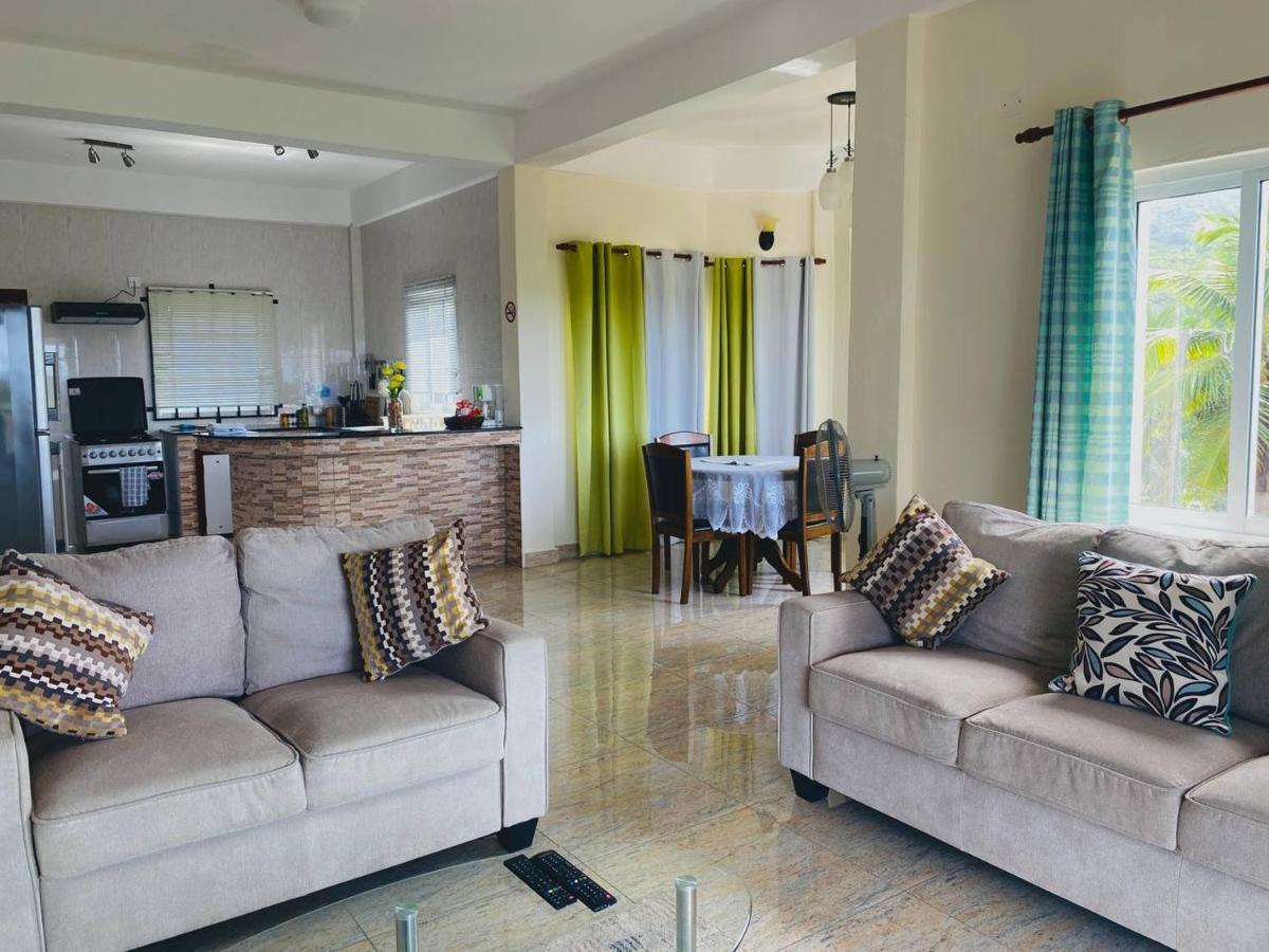 Le Ronce Villa Anse Royale Exterior foto