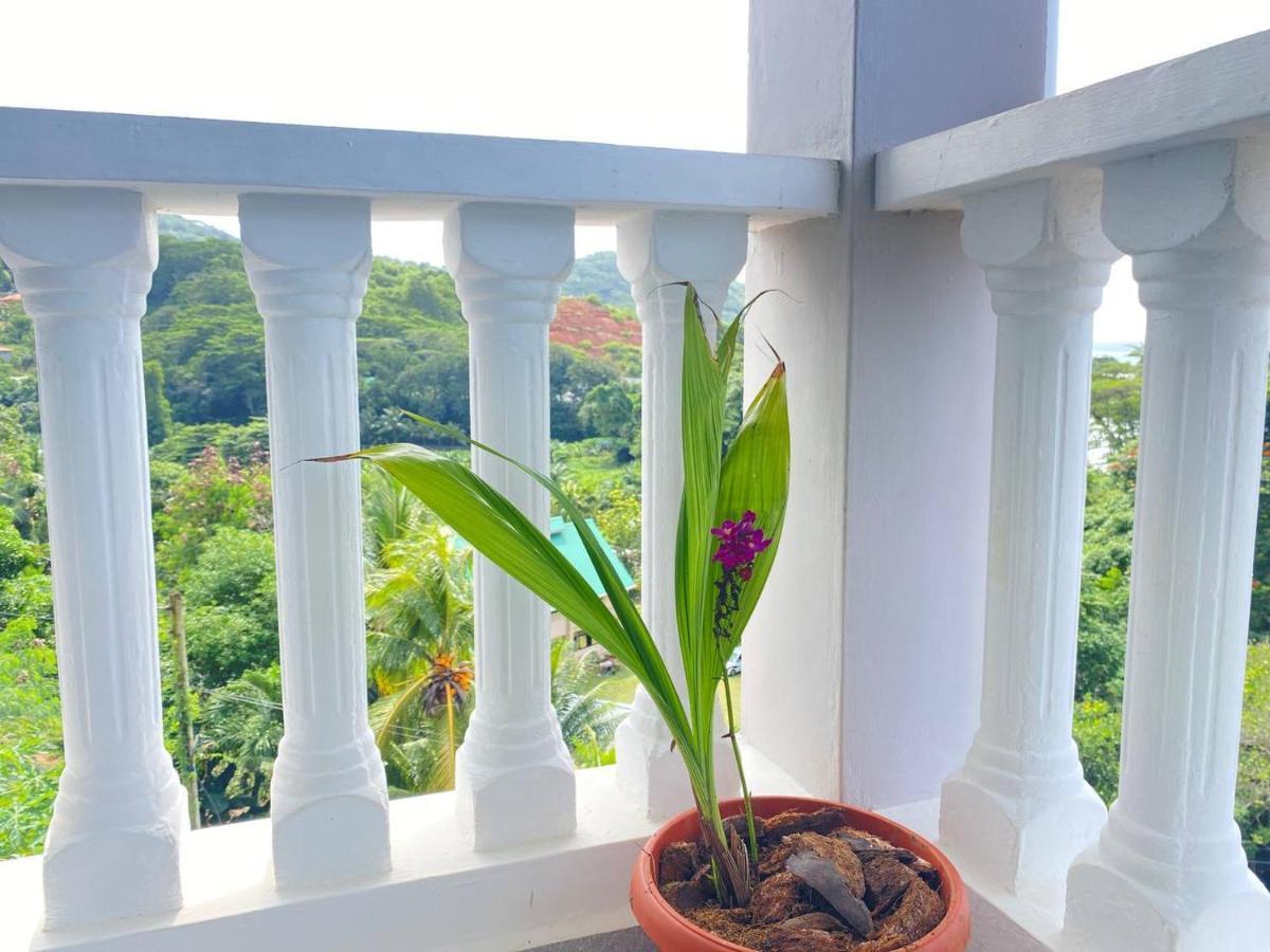 Le Ronce Villa Anse Royale Exterior foto
